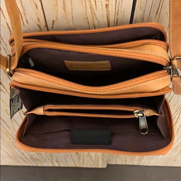 Chaos leather multi compartment handbag - Picture 2 of 2